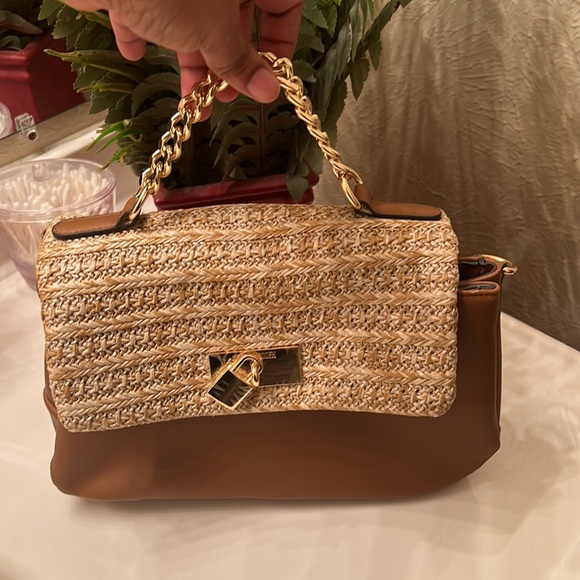 Steve Madden medium size crossbody handbag - Picture 10 of 13